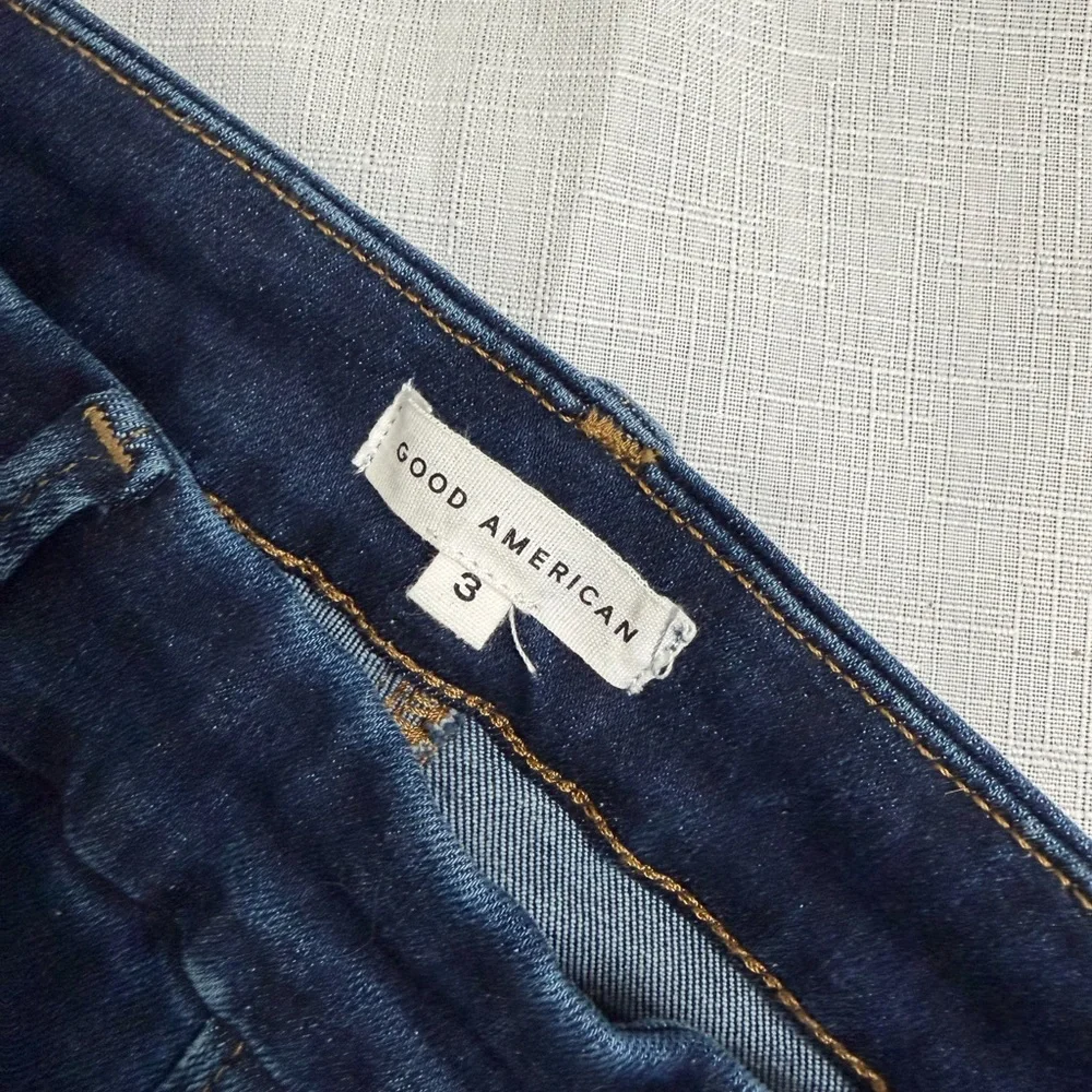 Good American Size 3 Dark Blue Skinny Jeans